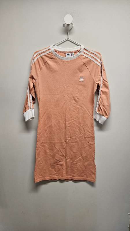 Adidas kjóll