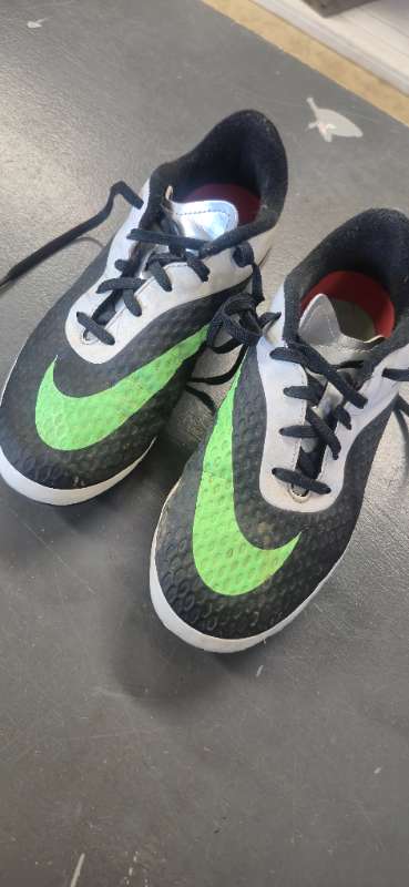Hypervenom takkaskór