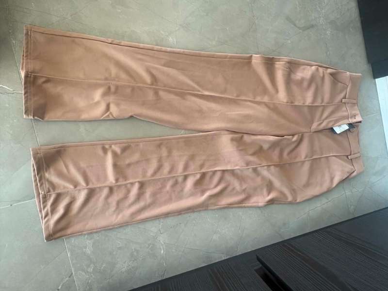 Buxur, beige