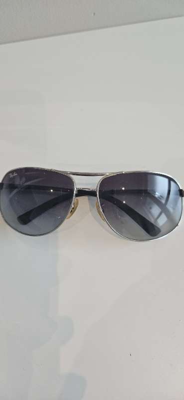 Ray ban sólgleraugu