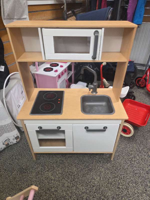 Ikea barnaeldhús