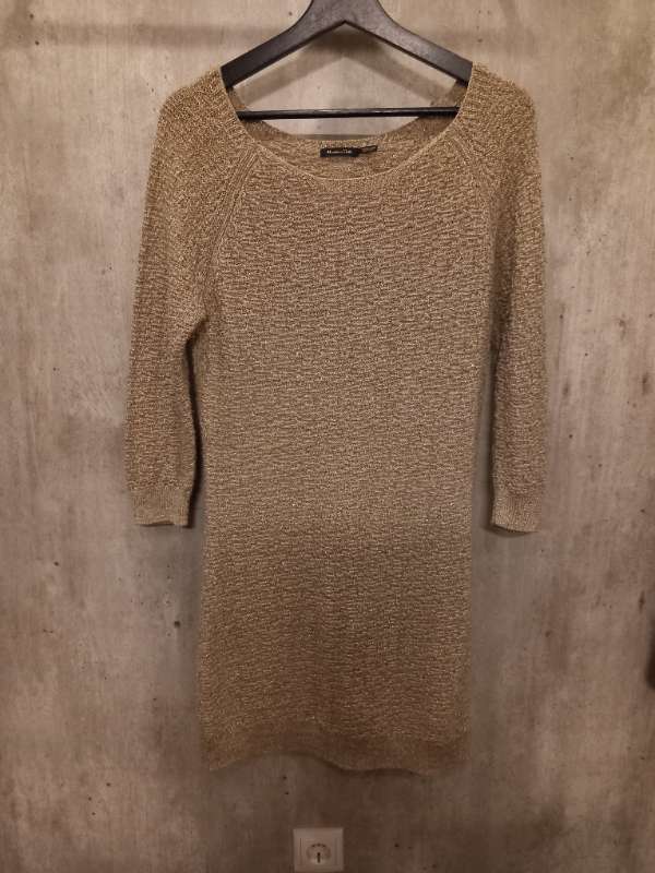 Gyltur glimmer kjóll