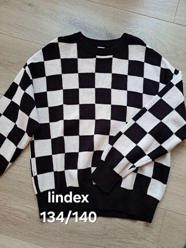 Lindex peysa svört/hvít
