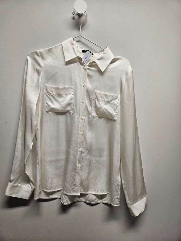 CAROLL hvít satin skyrta