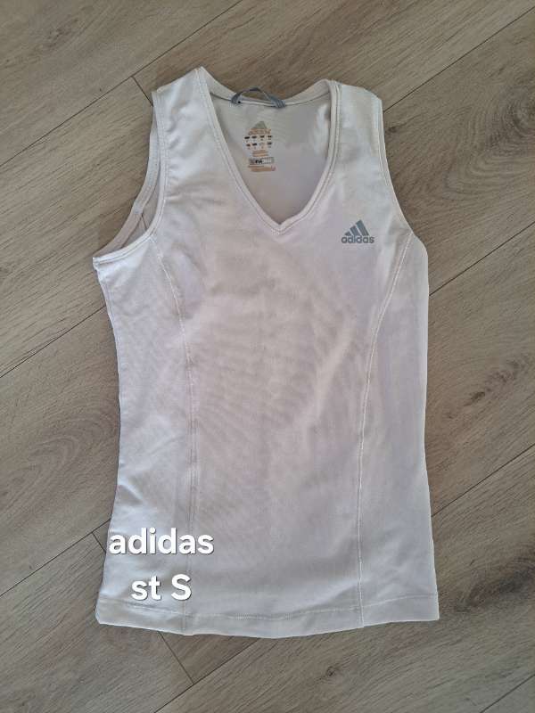 Adidas æfingatoppur