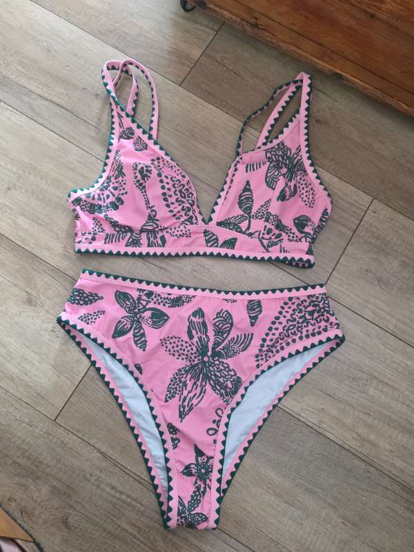 Bikini bleikt NÝTT