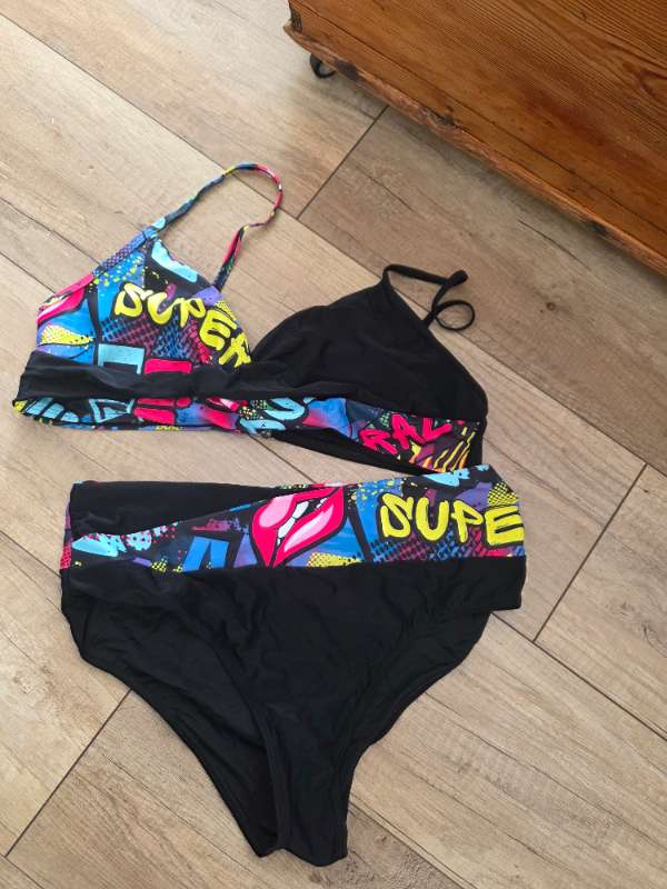 Bikini svart m. myndum NÝTT