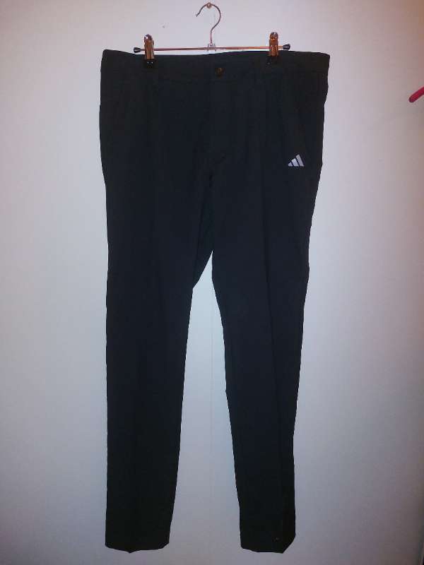 Adidas Golfbuxur Svartar