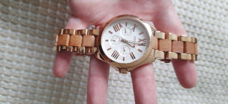 Fossil watch g