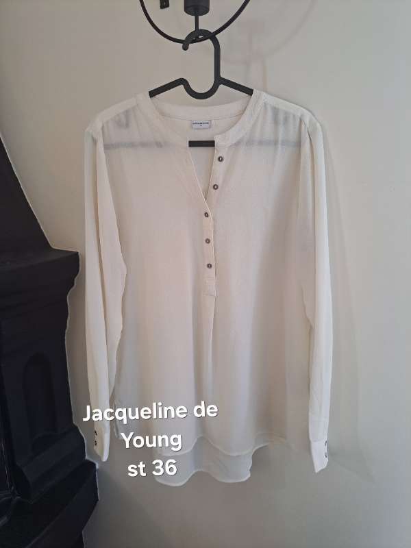 Jacqueline de Yong