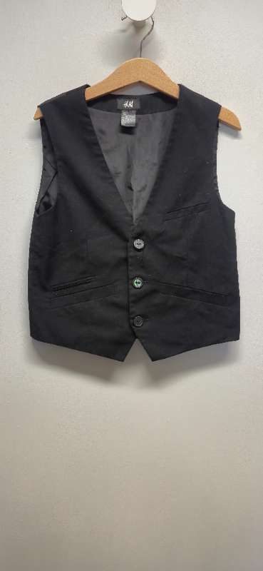 H&M vesti svart