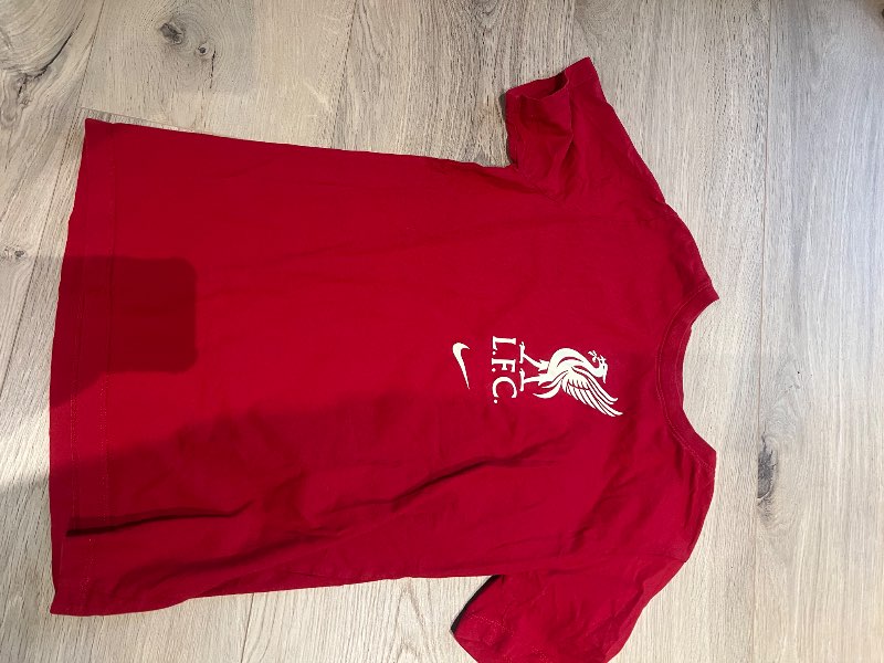 Nike Liverpool stuttermabolur