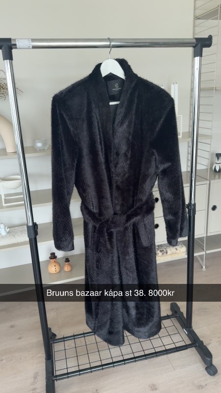 Kápa bruuns bazaar