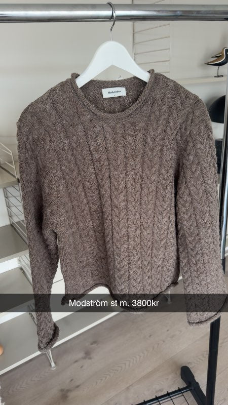 Modström peysa