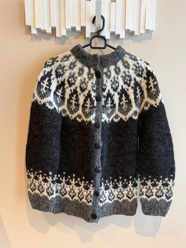 Handprjónuð lopapeysa svört