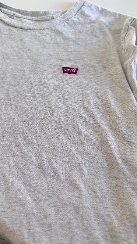Levi’s bolur