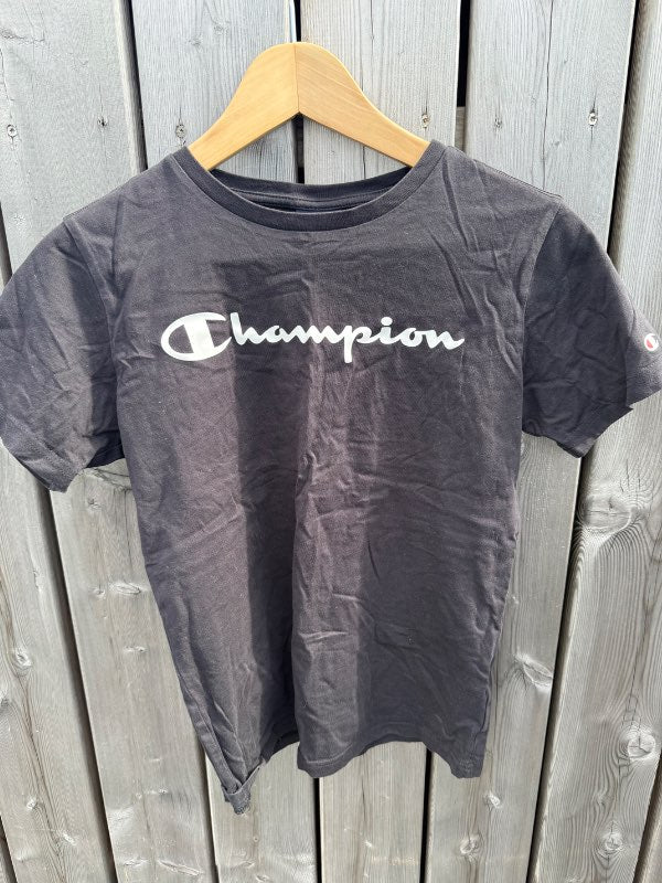 Champions svartur stuttermabolur