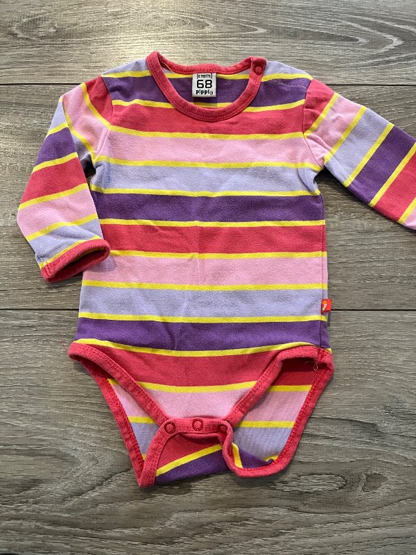 Röndótt pippi samfella