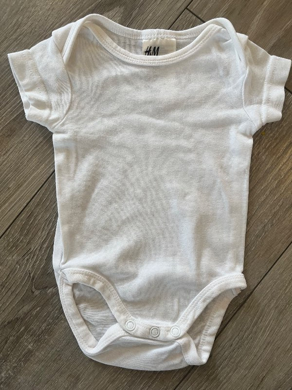 Hvít h&m stutterma samfella