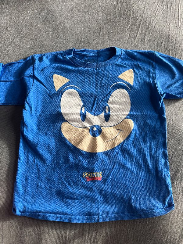 Blár sonic bolur st 7 ára