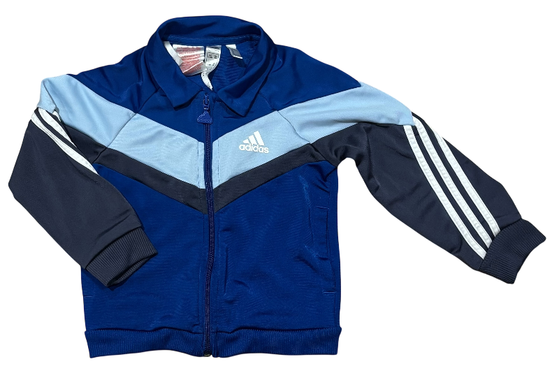 Rennd Adidas peysa