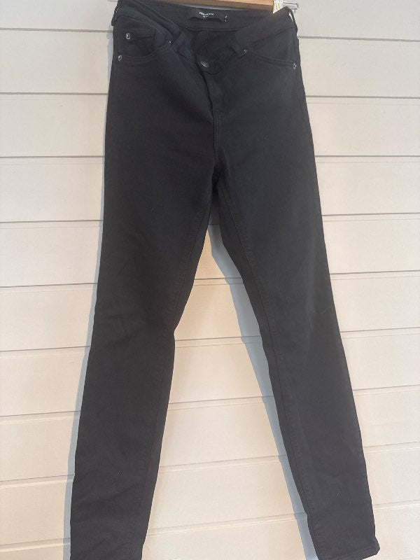 Buxur svartar Vera Moda