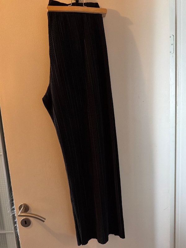 Nýjar buxur úr curvy