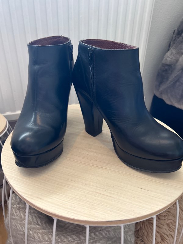 Kiv Seven leður skór St 39
