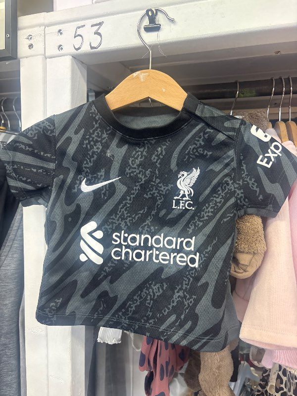 Liverpool treyja