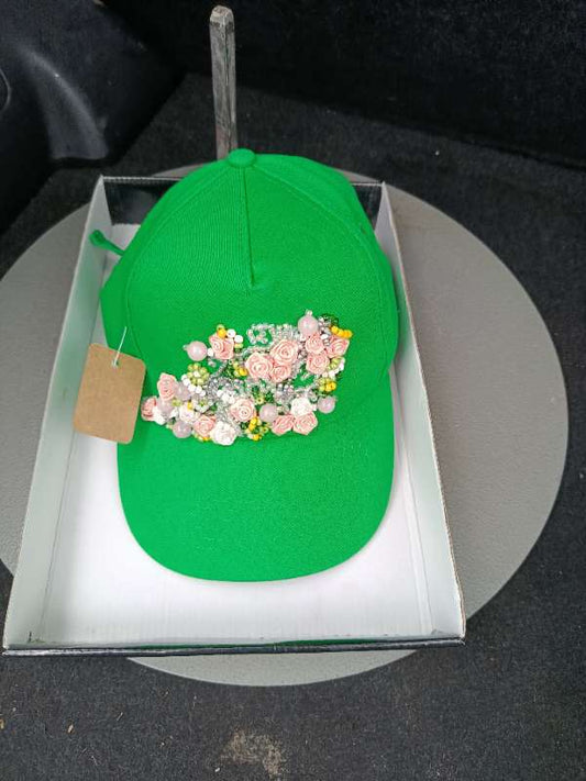 Cap green and bloom