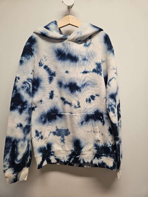 H&M tiedyed hettupeysa blá og hvít