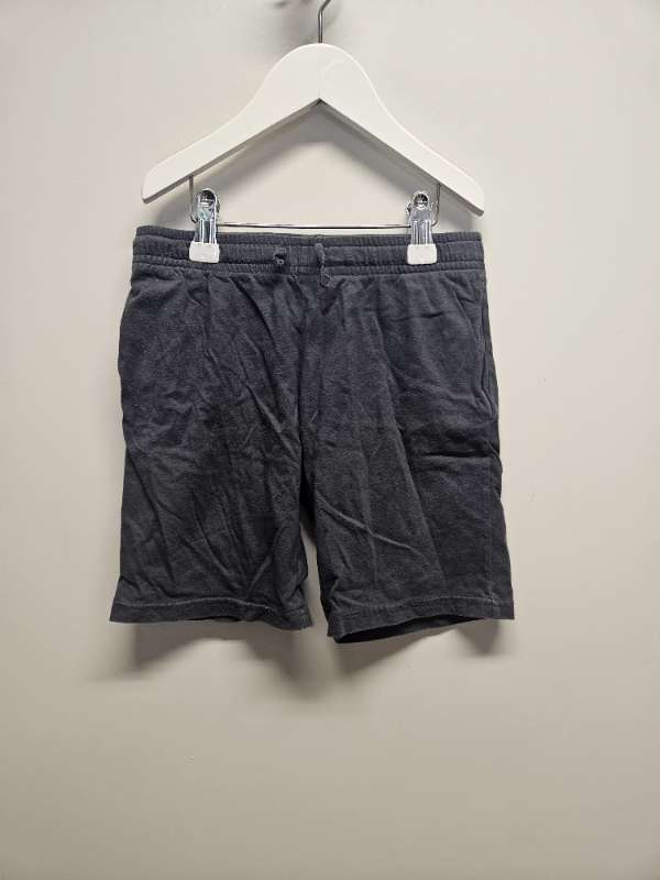 H&M stuttbuxur gráar
