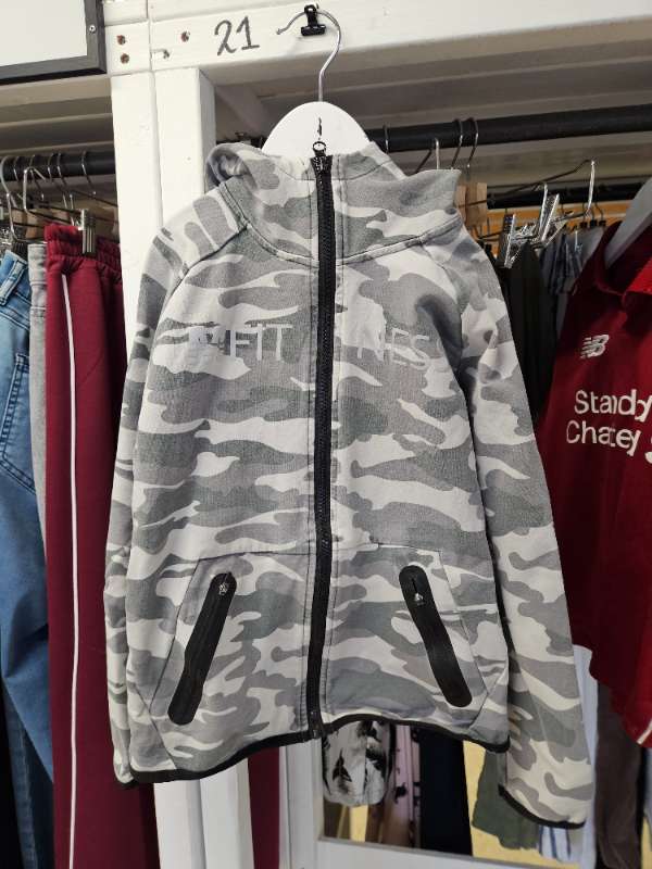 M fitness hettupeysa camo