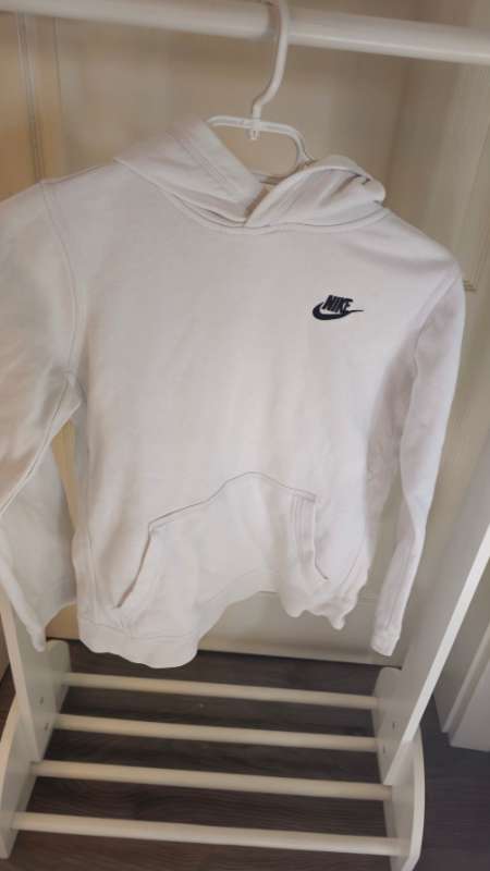 Nike hettupeysa