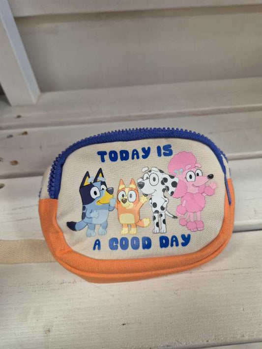 A Blæju hliðartaska