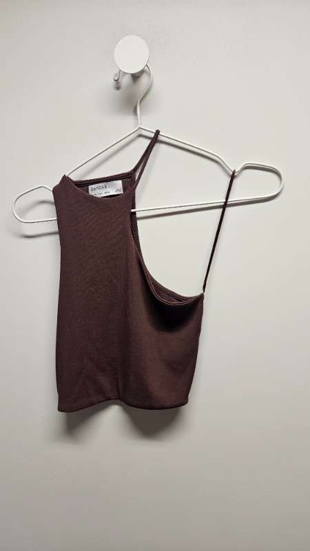 Bershka toppur brúnn