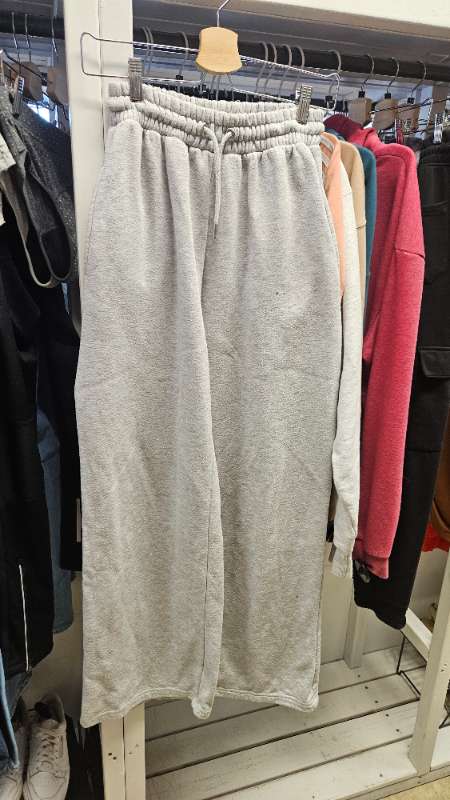 Joggingbuxur gráar