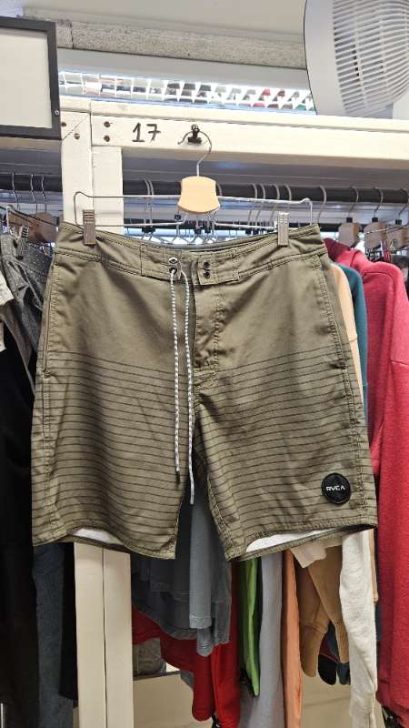 RVCA stuttbuxur grænar