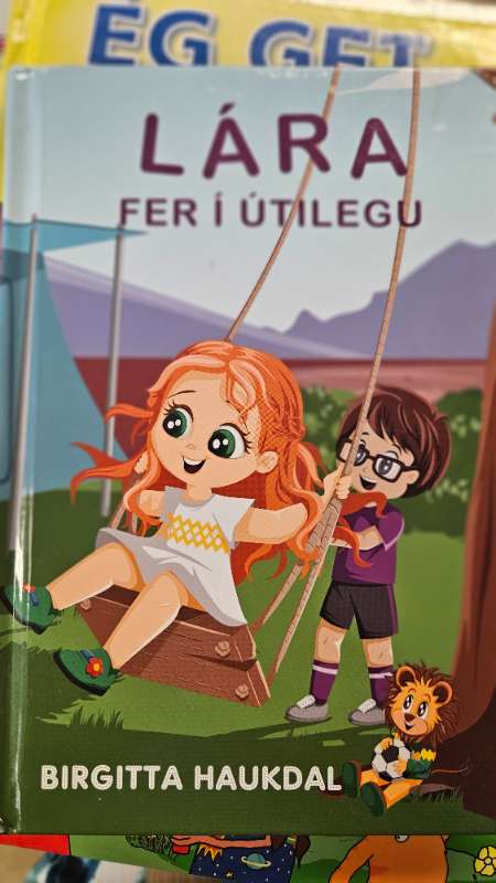 Lára fer í útilegu
