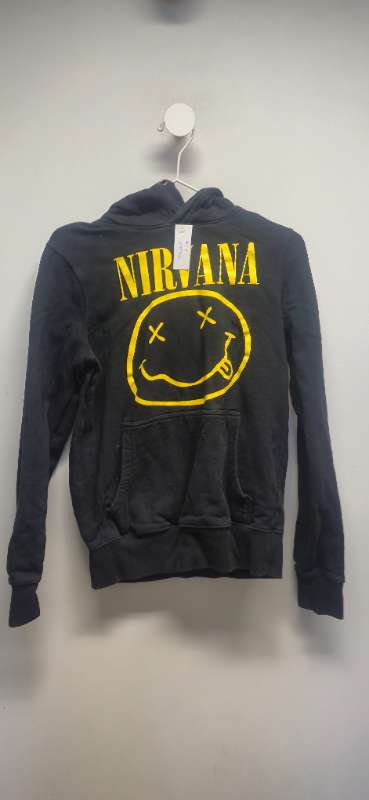 Nirvana hettupeysa