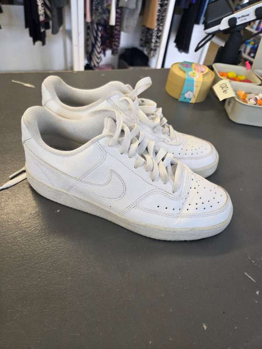 Nike skór hvítir