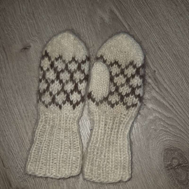 Vettlingar hvítir lopi