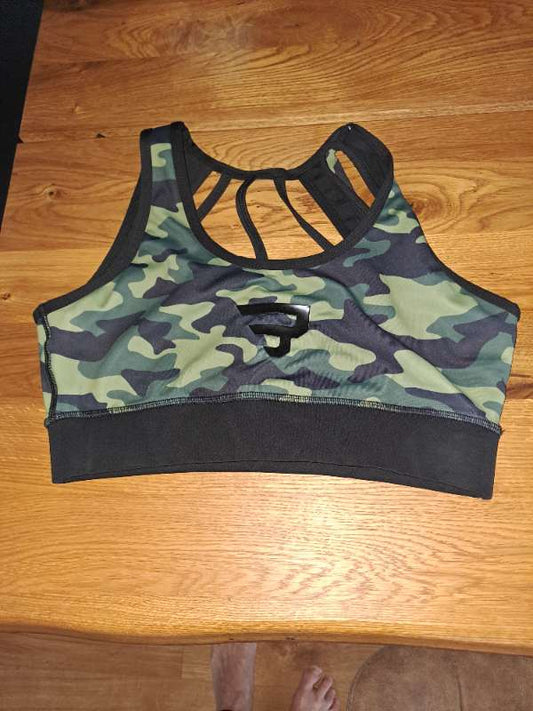 BE FIT ÆFINGARTOPPUR. Ónotað