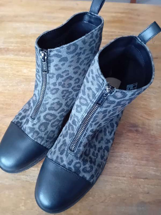 Clarks boots