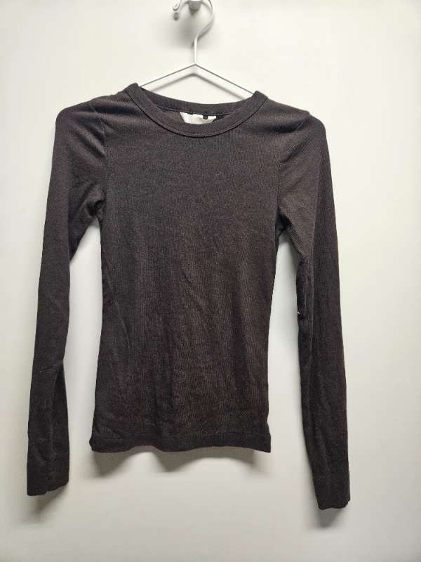 H&M brún síðermabolur