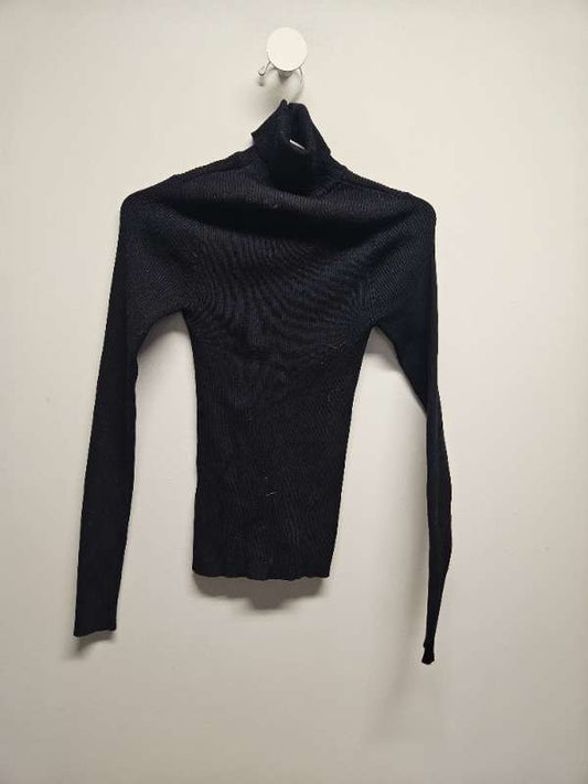 Gina tricot svört rúllukraga peysa