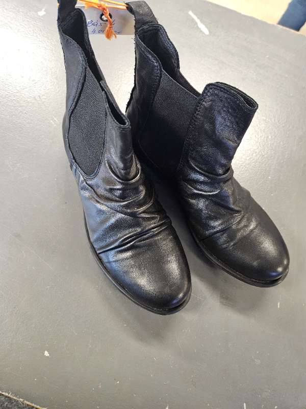 Six mix svört stígvél