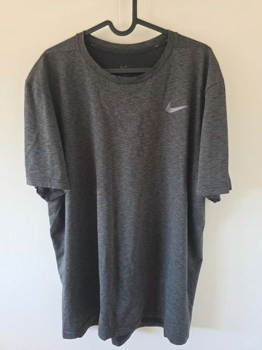 Nike dry fit bolur grár