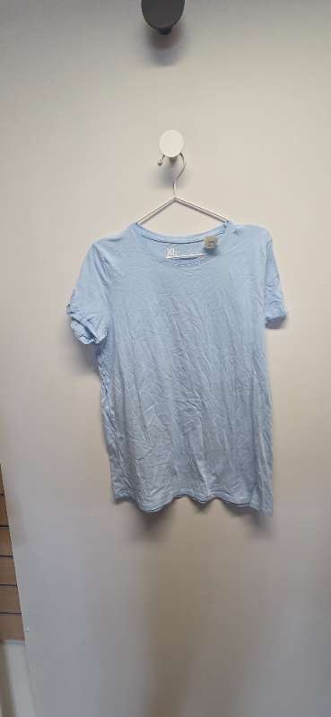 Blár stuttermabolur