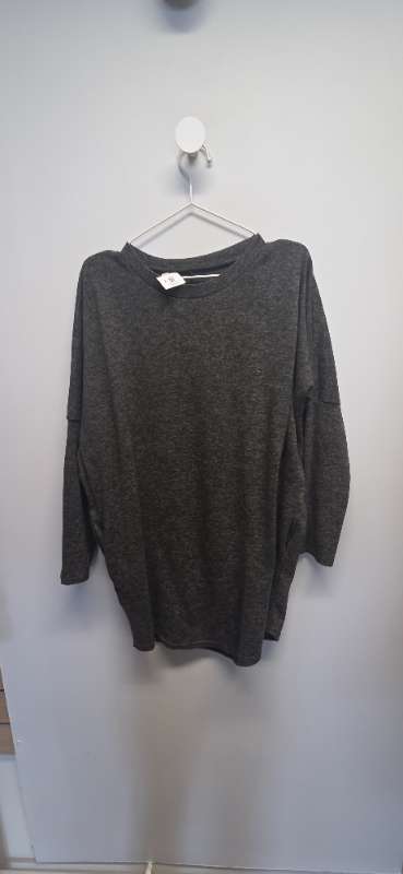 Græn mjúk síð peysa